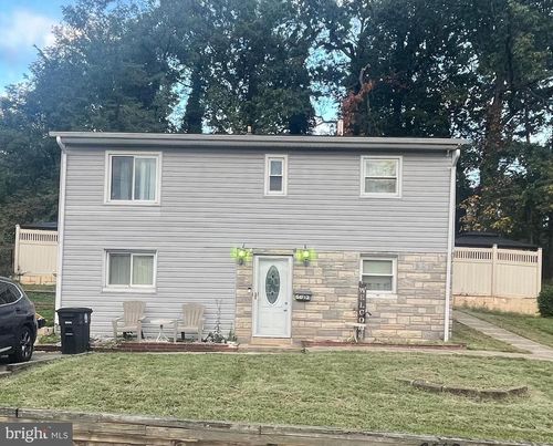 6612 Hillwood Dr, RIVERDALE, MD, 20737-3033 | Card Image