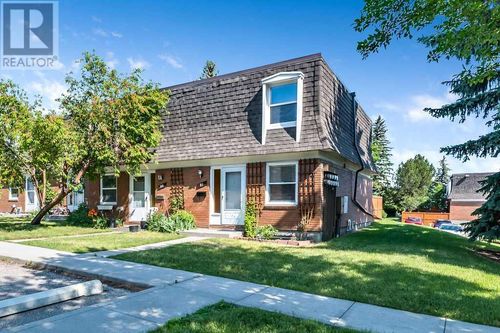 112-330 Canterbury Dr Sw, Calgary, AB, T2W1H6 | Card Image