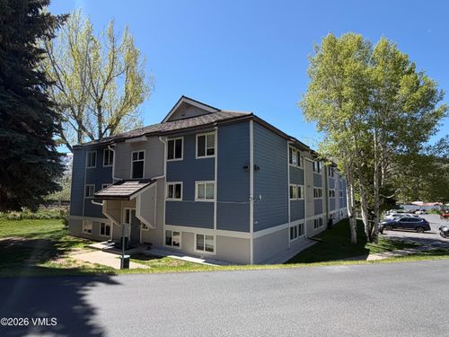 4-811 W Beaver Creek Blvd, Avon, CO, 81620-5872 | Card Image