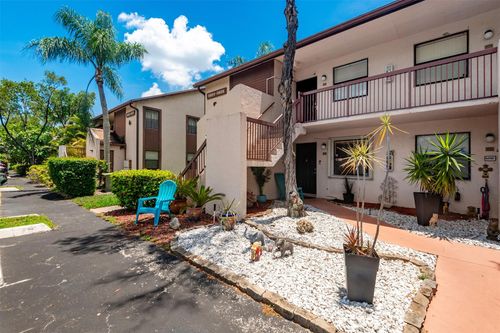 9884-9884 Nob Hill Ct, Sunrise, FL, 33351-4622 | Card Image