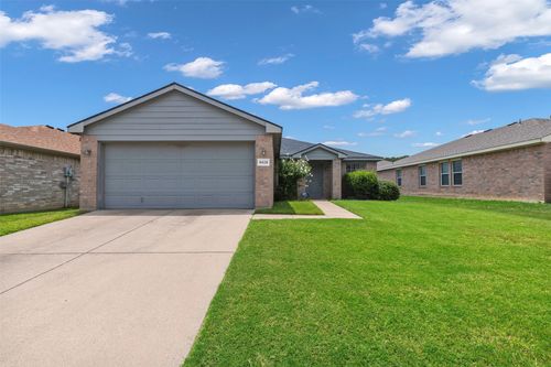 8028 Sartain Dr, Fort Worth, TX, 76120-2630 | Card Image