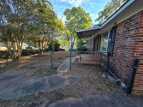 208 Skyline Road, Greer, SC, 29651 | Card Image