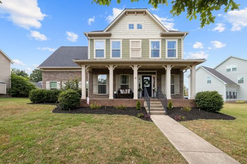 1014 Shallow Stream Ln, Franklin, TN, 37064-1425 | Card Image