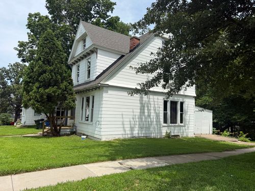 1603 Arlington Ave, Davenport, IA, 52803-4336 | Card Image