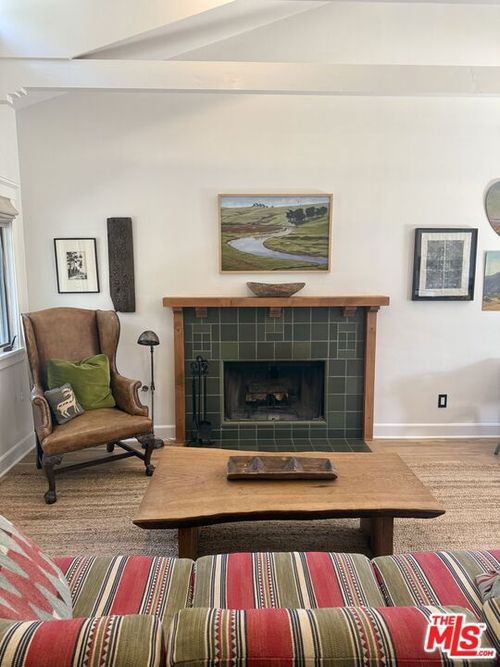 220 France Cir, Ojai, CA, 93023-1826 | Card Image