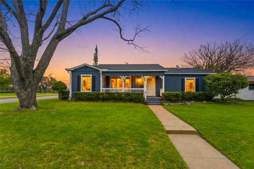 1825 N Highland Ave, Sherman, TX, 75092-3534 | Card Image