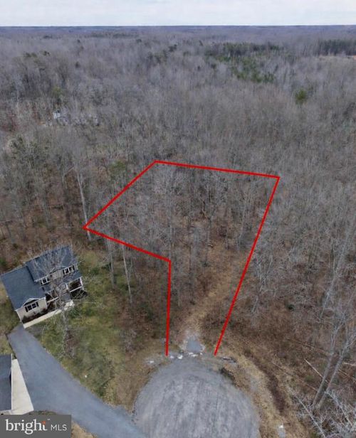 71 Alexandra Cir, BUMPASS, VA, 23024-4545 | Card Image