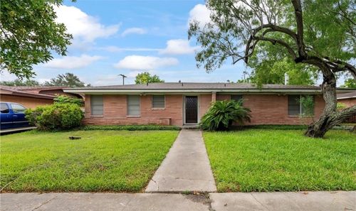 921 Barracuda Pl, Corpus Christi, TX, 78411-2114 | Card Image