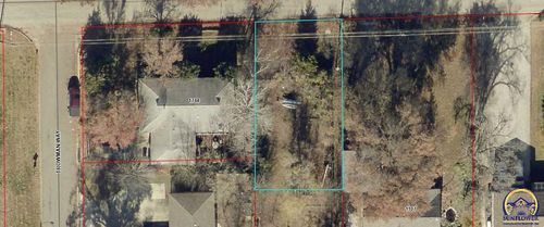 1119 W 18th Ave, Emporia, KS, 66801-5647 | Card Image