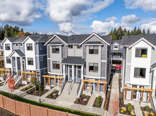 9-13259 Ne 143rd Ct, Woodinville, WA, 98072-7202 | Card Image