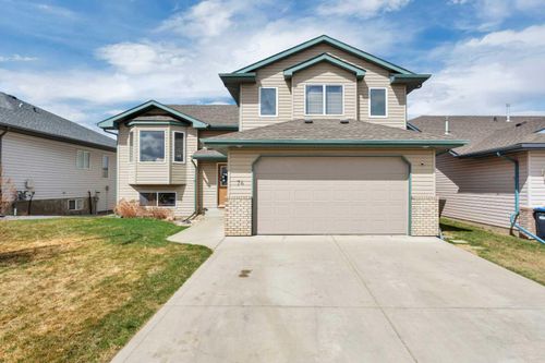 74 Fulmar Close, Sylvan Lake, AB, T4S2K6 | Card Image