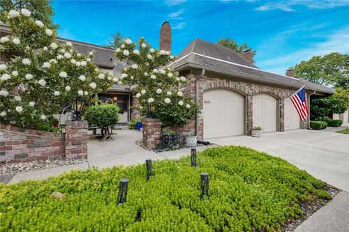 10225 Conser St, Overland Park, KS, 66212-2511 | Card Image