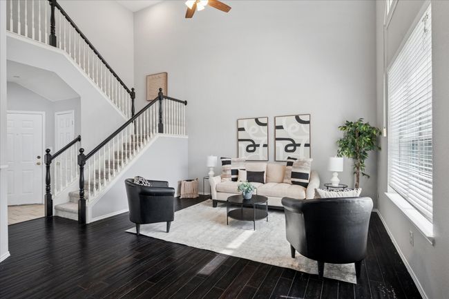 8621 Hunters Trace Ln, Townhouse with 2 bedrooms, 2 bathrooms and null parking in Plano TX | Image 4