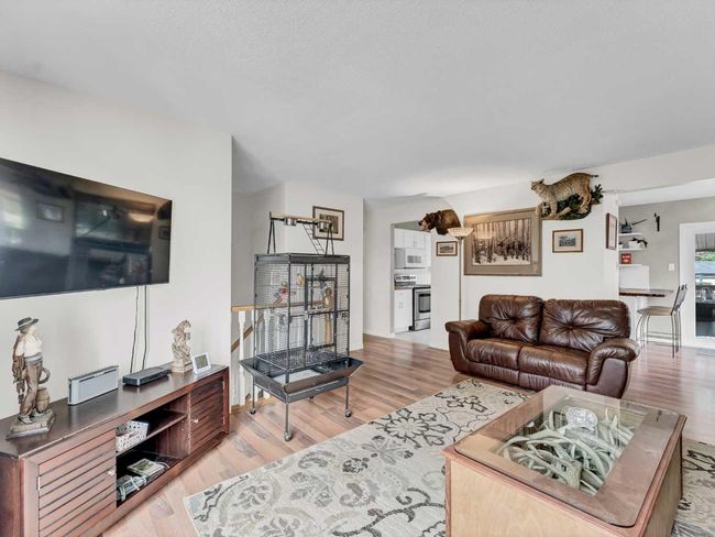 52 Cypress Way Se, House other with 5 bedrooms, 2 bathrooms and 4 parking in Medicine Hat AB | Image 4