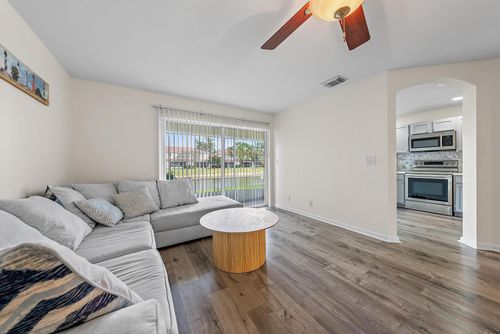 6606 Sandy Bank Ter, Riviera Beach, FL, 33407-1122 | Card Image
