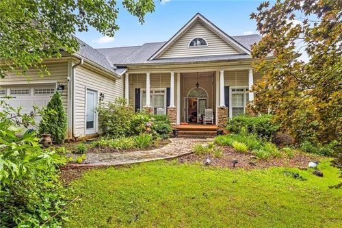 130 Shadow Lake Trl, Newnan, GA, 30265-3329 | Card Image