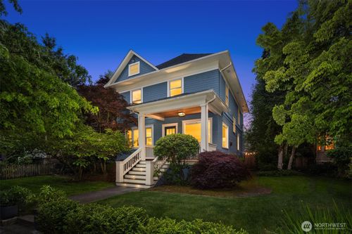 421 16th Ave E, Seattle, WA, 98112-4607 | Card Image