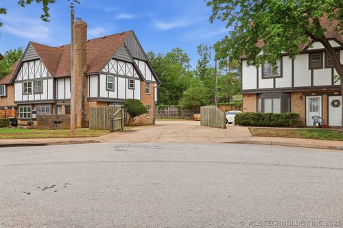 2-2540 S Florence Avenue, Tulsa, OK, 74114 | Card Image