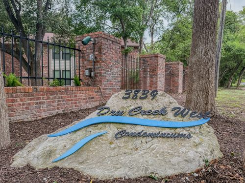 unit-226-3839 Dry Creek Dr, Austin, TX, 78731-4862 | Card Image
