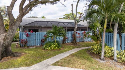 803 Timberlane Cir, Greenacres, FL, 33463-8402 | Card Image