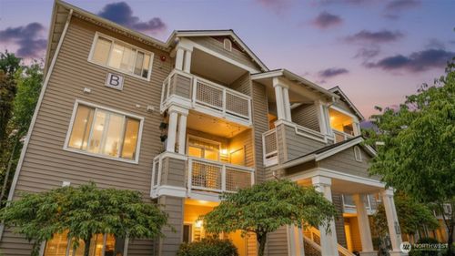 b108-15300 112th Ave Ne, Bothell, WA, 98011-4172 | Card Image