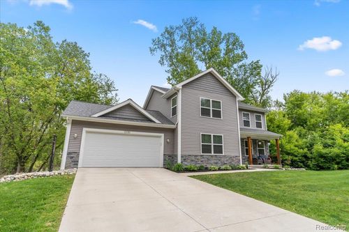 2230 Briar Rdg, Wolverine Lake, MI, 48390-2116 | Card Image
