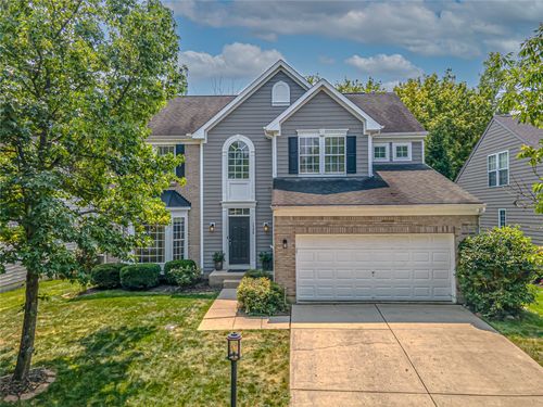 1730 Olde Haley Dr, Centerville, OH, 45458-6052 | Card Image