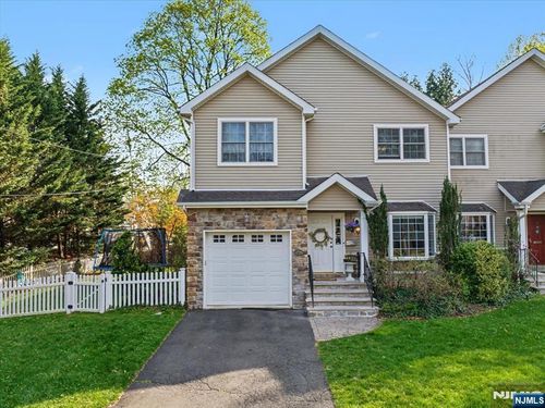 294 Spring Ave, Ridgewood, NJ, 07450-4411 | Card Image