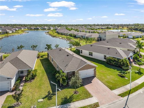 18524 Cronin Sand Ln, NORTH FORT MYERS, FL, 33917-3895 | Card Image