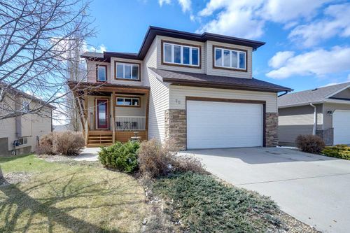 20 Ingle Close, Red Deer, AB, T4R3R8 | Card Image