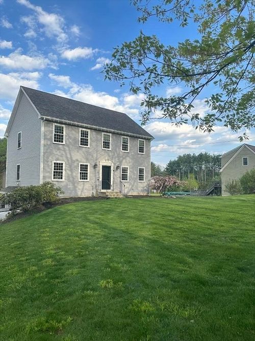 76 Old Douglas Rd, West Brookfield, MA, 01585-3056 | Card Image