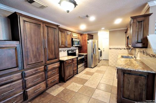 3647 Cameron Spgs, San Antonio, TX, 78244-2109 | Card Image