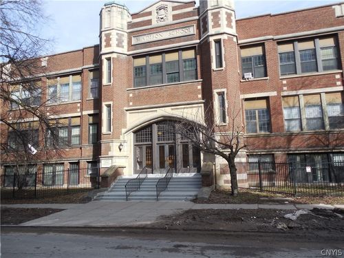 917 Madison St, Syracuse, NY, 13210-2068 | Card Image