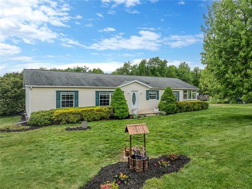114 Hookstown Grade Rd, Clinton, PA, 15026-1110 | Card Image