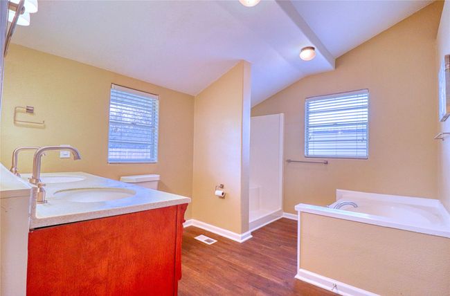 516 S Church St, House other with 3 bedrooms, 2 bathrooms and null parking in Pilot Point TX | Image 14