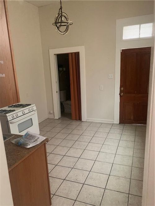2728-2726-2728 Amelia St, New Orleans, LA, 70115-6802 | Card Image