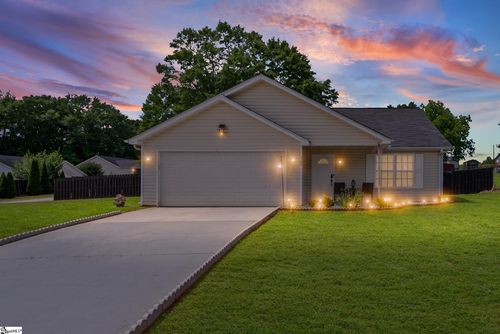 707 Mirabelle Court, spartanburg, SC, 29301 | Card Image