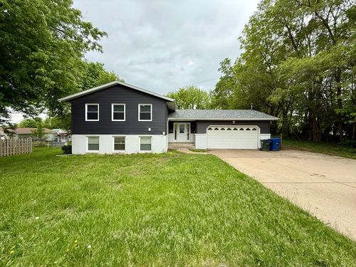2336 W 49th St, Davenport, IA, 52806-3501 | Card Image