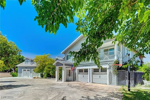 5880 W Oquendo Rd, Las Vegas, NV, 89118-2729 | Card Image