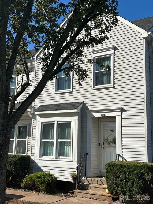 95 Wilton Ave, Middlesex, NJ, 08846-2573 | Card Image