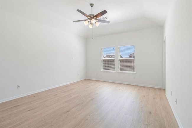 249 Edgewater Dr, House other with 4 bedrooms, 2 bathrooms and 2 parking in West Columbia TX | Image 15