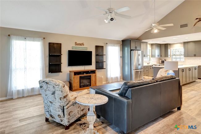 612 W Jackson Ave, House other with 3 bedrooms, 3 bathrooms and null parking in Port O Connor TX | Image 6
