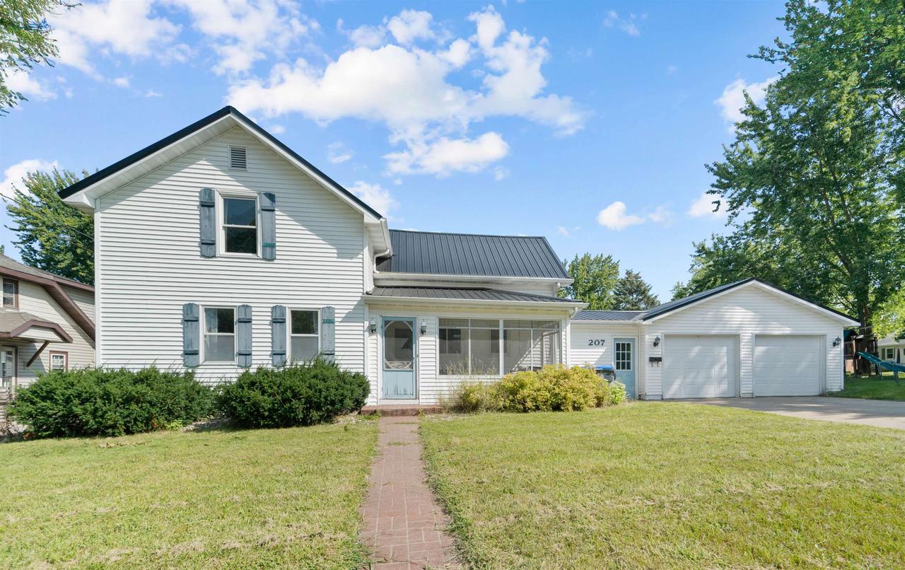 Jennings St, New London, WI 54961