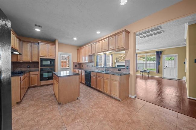 18302 Glenn Haven Estates Dr, House other with 5 bedrooms, 4 bathrooms and 3 parking in Spring TX | Image 15