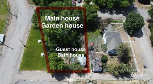 309 E C St, Shoshone, ID, 83352-5354 | Card Image