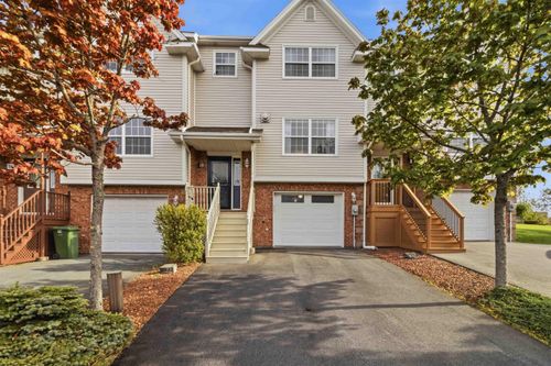 60 Emma Crt, Dartmouth, NS, B2W6L2 | Card Image
