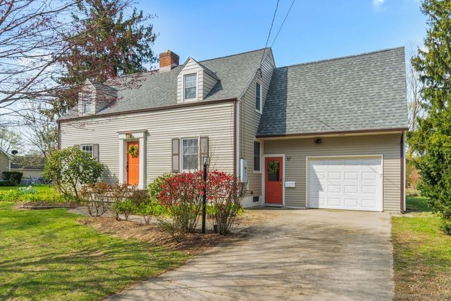57 Lynde St, House other with 3 bedrooms, 2 bathrooms and null parking in Old Saybrook CT | Image 29