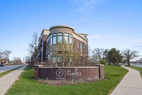 unit-109-500 Northwest Hwy, Park Ridge, IL, 60068-2623 | Card Image