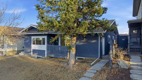 8426 Berkley Rd Nw, Calgary, AB, T3K1B4 | Card Image