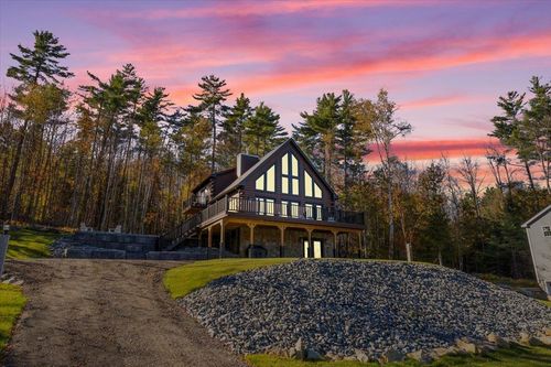 135 Lakeside Drive, Haverhill, NH, 03765 | Card Image